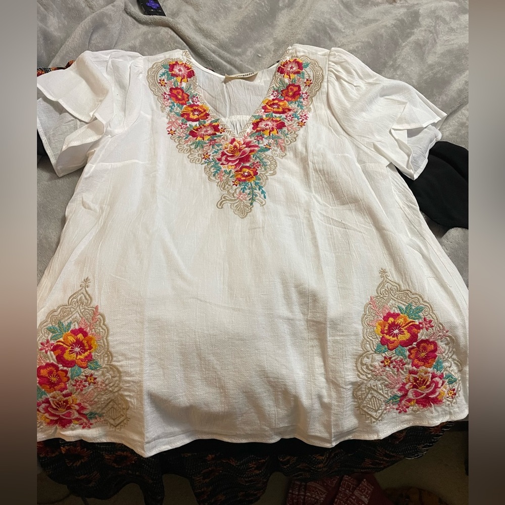 Savanna Jane Large Top